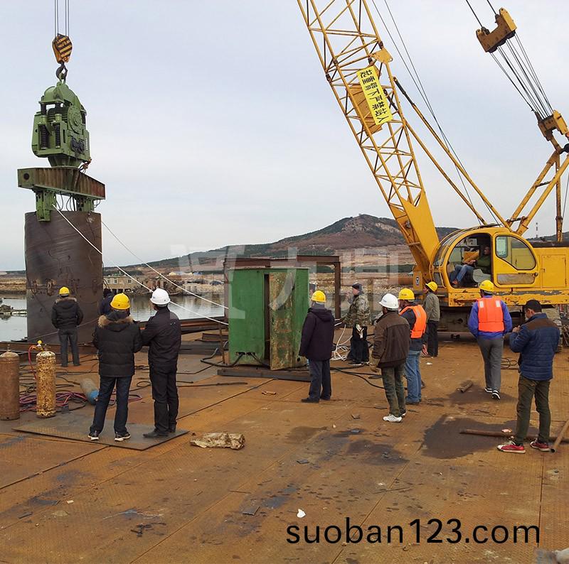 中交三(san)航(hang)威(wei)海(hai)青(qing)榮(rong)城際公(gong)路(lu)雙島(dao)港特大橋(qiao)鋼平檯