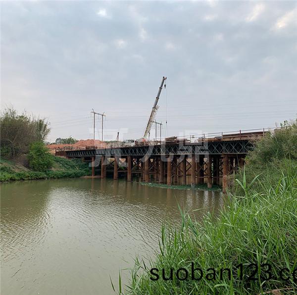 上承(cheng)式(shi)8米(mi)寬(kuan)鋼便(bian)橋(qiao)